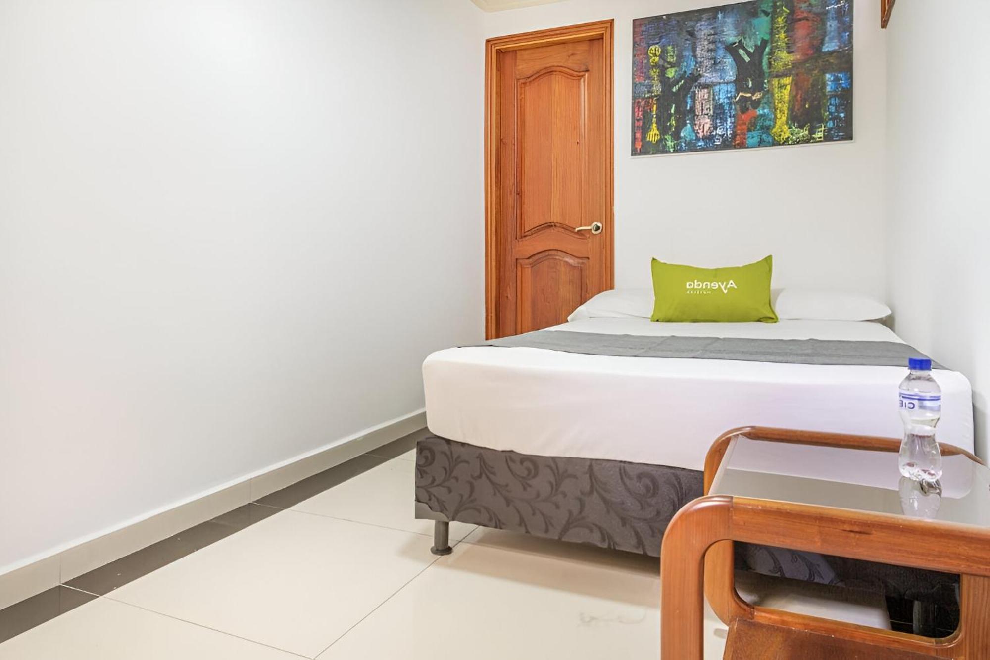 Hotel Boutique Laureles Home - Ayenda 1258 (Adults Only) Medellin Exterior photo